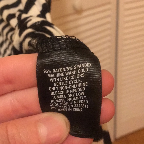 Stripped maxi dress - Picture 3 of 4